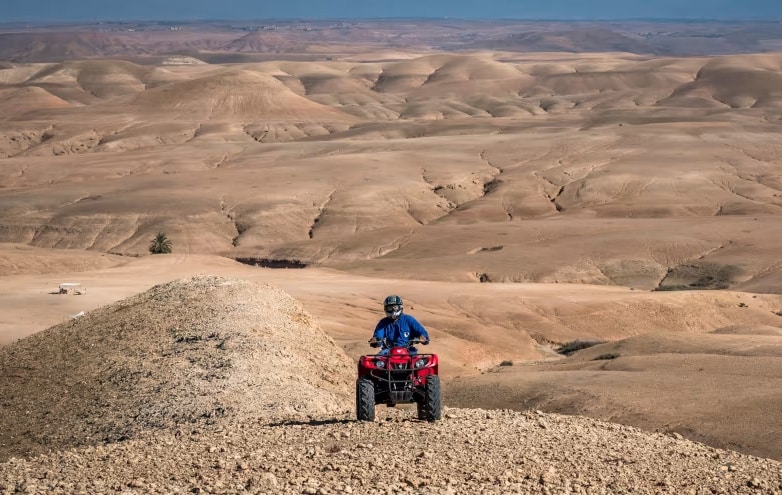 faire du quad dans le désert vers Marrakech