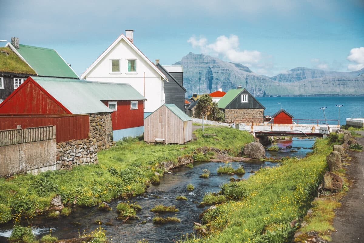 visiter les Îles Féroé Gjogv