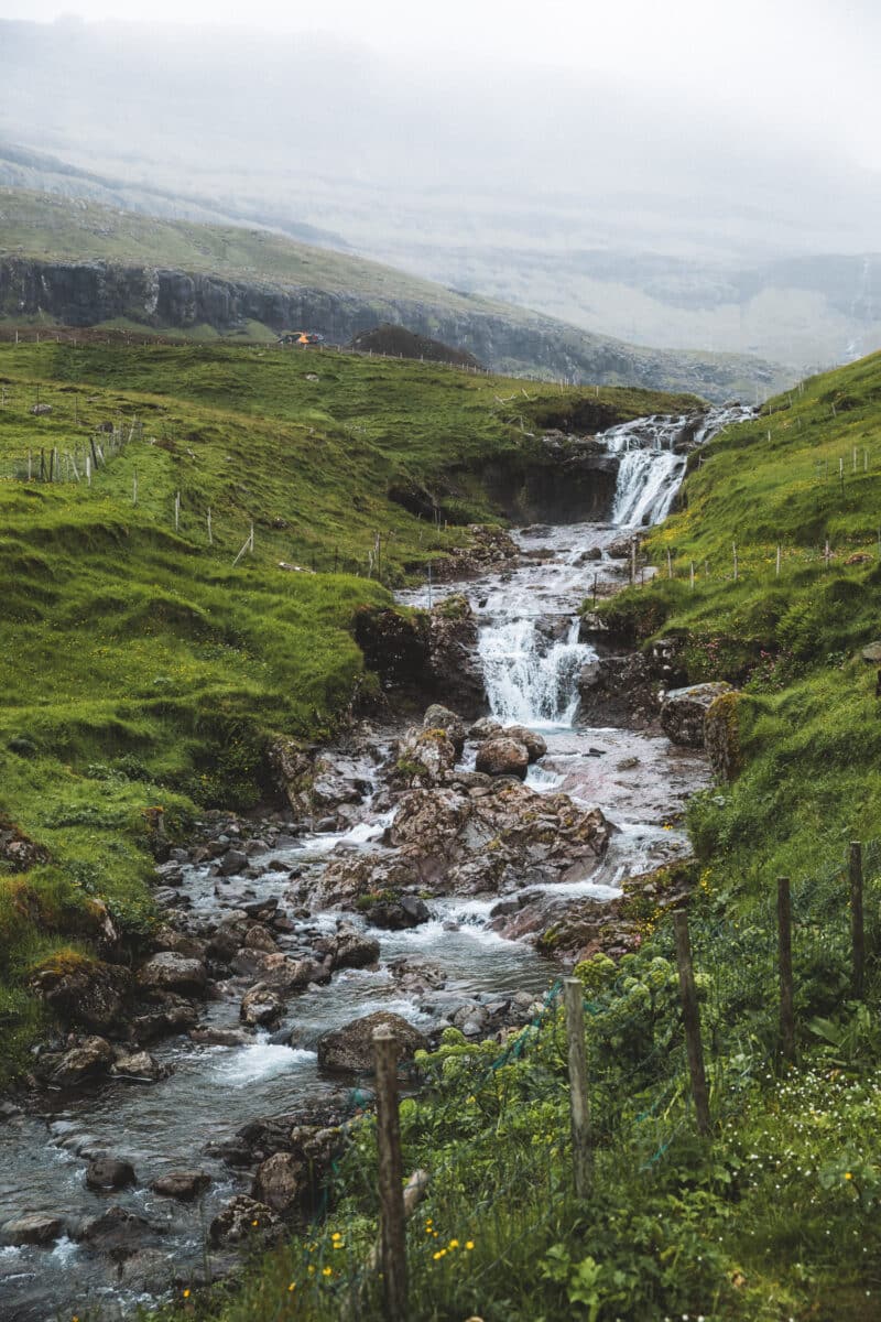 voir cascades des iles Féroé